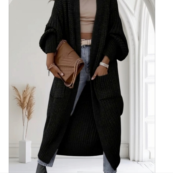 Black Plus Size Open Front Cardigan With Pockets And Lantern Sleeve - Picture 1 of 11